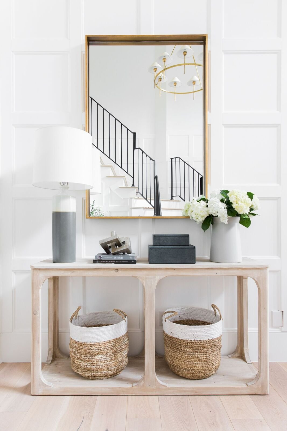 5 RIDICULOUSLY PRETTY ENTRYWAY TABLE DECOR INSPIRATIONS THAT YOU’LL ...