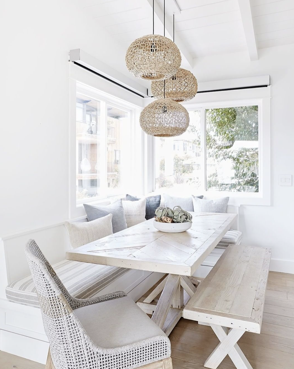 IF YOU LOVE A COASTAL KITCHEN HERE ARE 5 COASTAL DINING ROOM TABLE