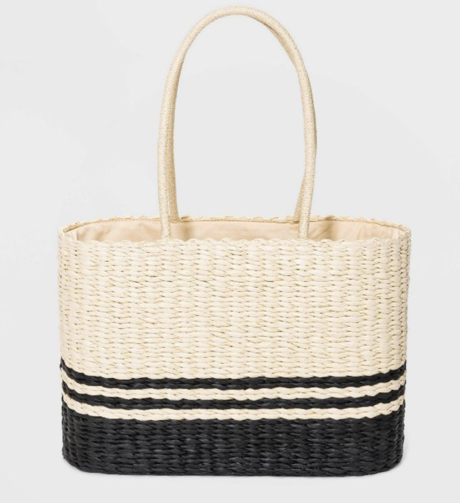 what's in my beach bag