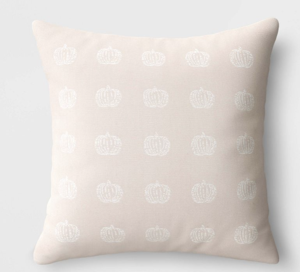 fall decor pieces for a cozy living room