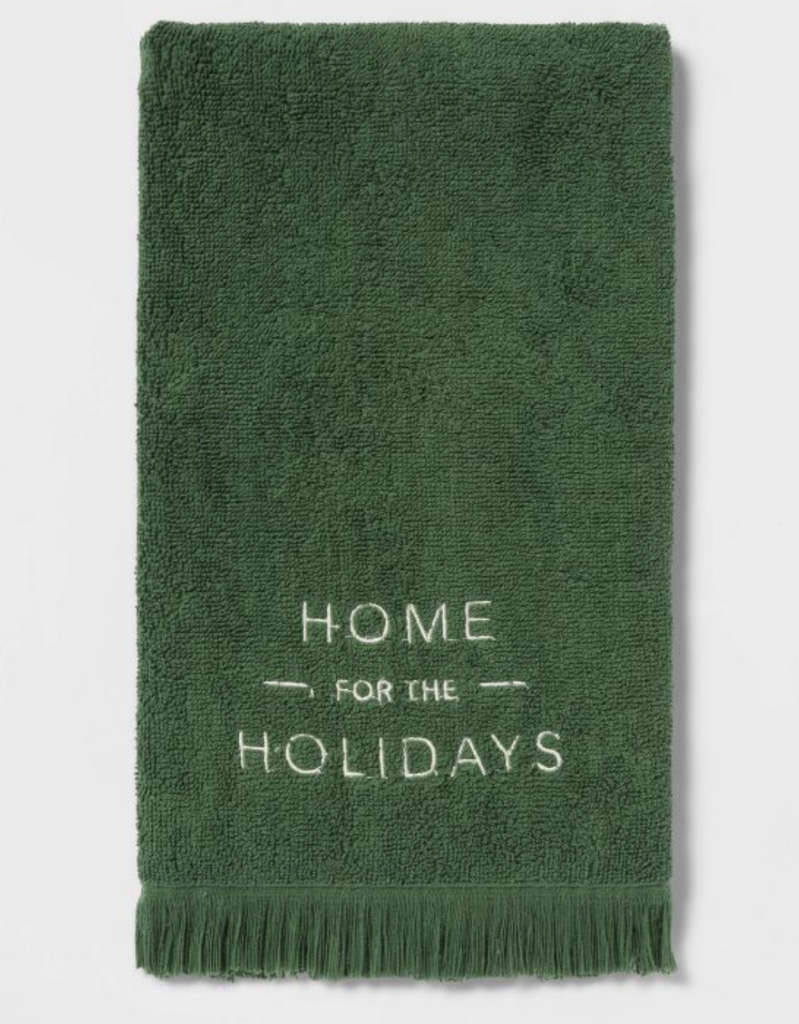 13 CHRISTMAS BATHROOM ACCESSORIES THAT YOU’LL LOVE