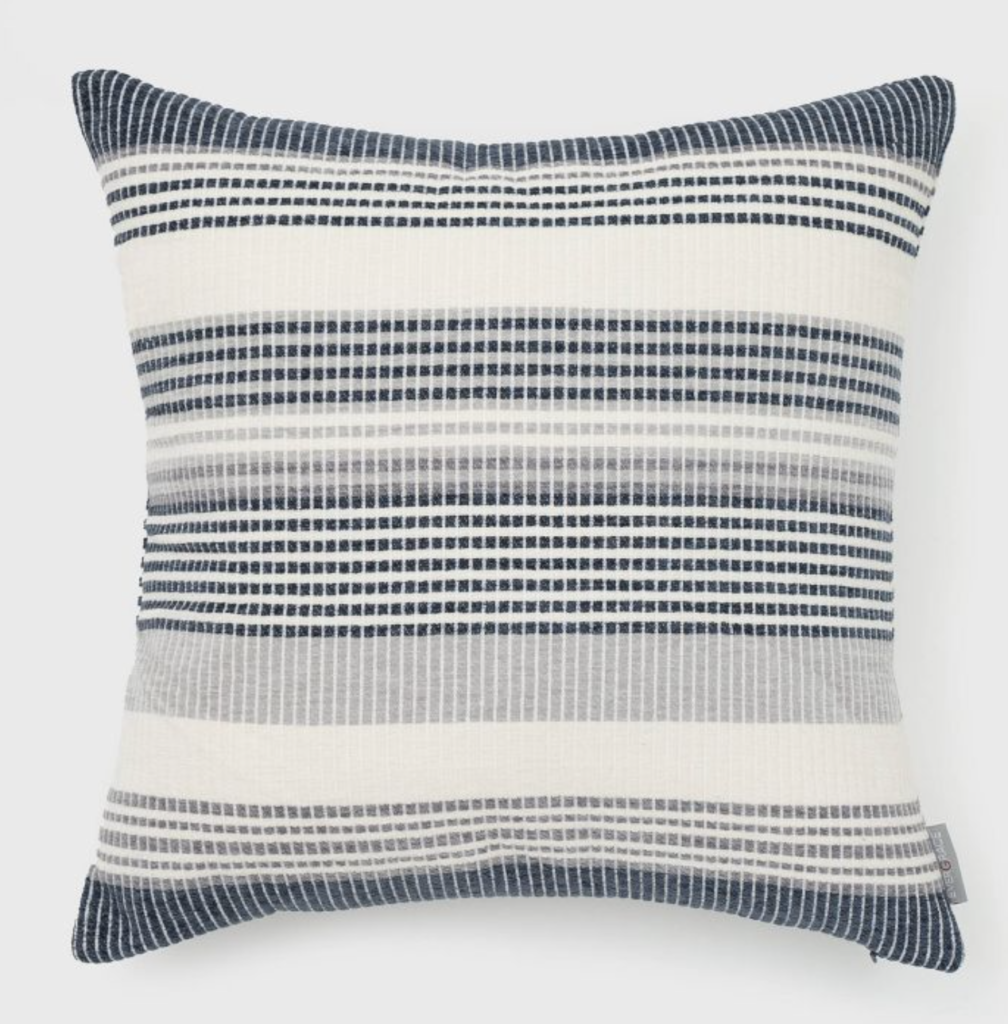 beach house bedroom decor