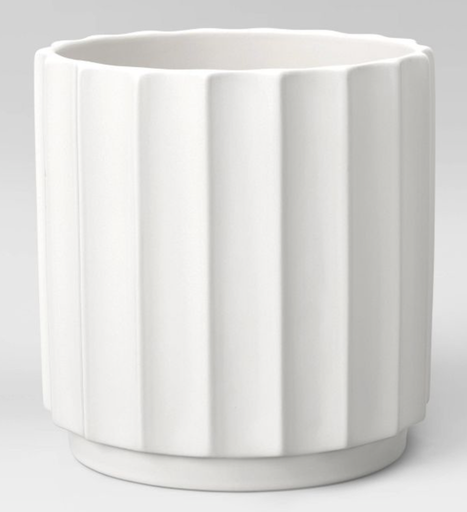 black and white patio decor